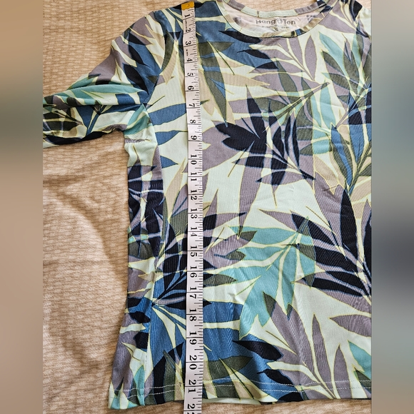 Hang Ten womens size S NWT! UPF 50+, rash guard, quick dry, long sleeve. - Picture 8 of 9
